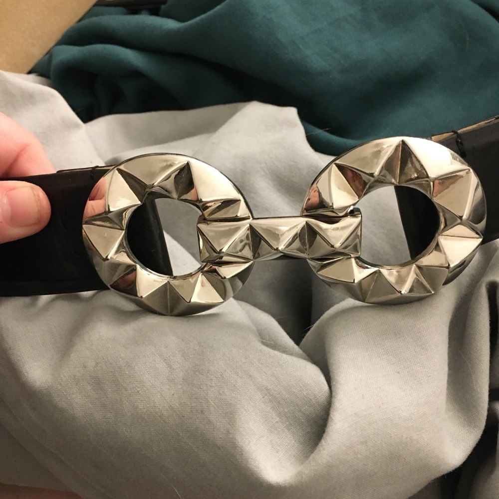 Betsey JOHNSON Black & Silver Statement Belt